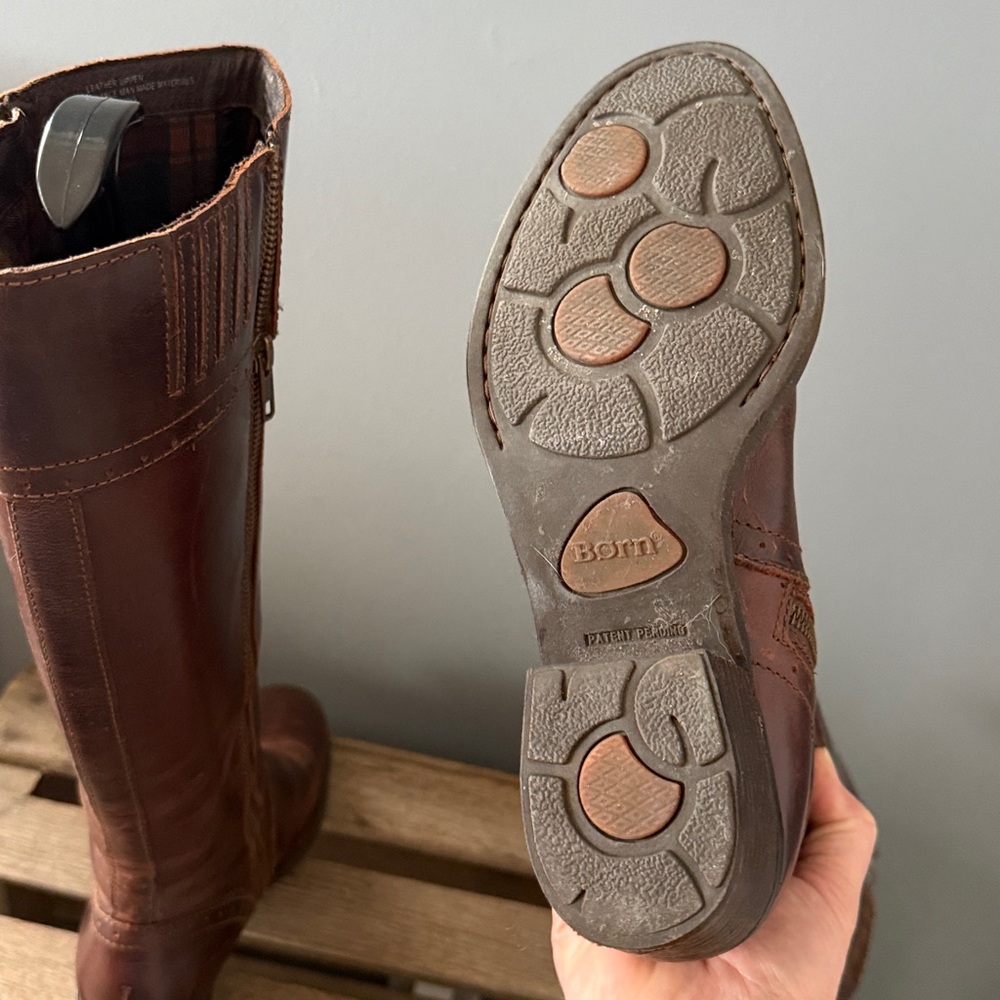 Born Poly Tall Heeled Distressed‎ Riding Boots 7.5 - Picture 12 of 12